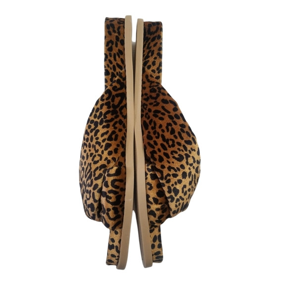 Dolce Vita Garit Leopard Print Slippers - Picture 7 of 9